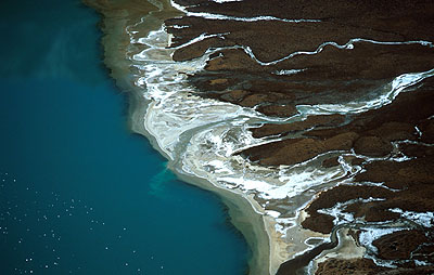 Leteck� poh�ad na pleso pod kopcom. 