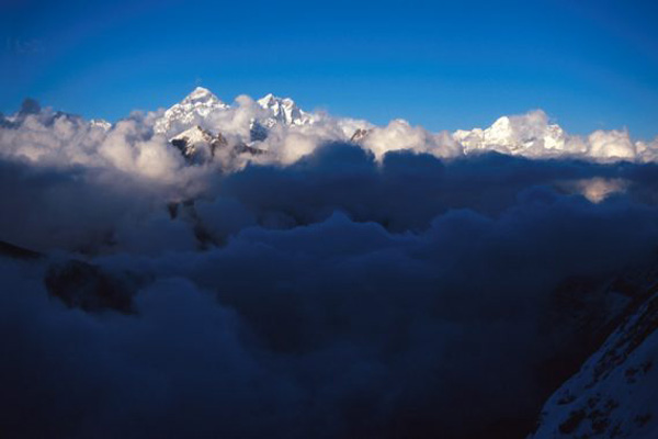 Everest, Lhoce a Makalu.