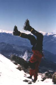 12001jo2.jpg (7854 bytes)