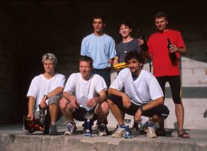 12001pr1.jpg (11745 bytes)