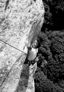 12001s13.jpg (17740 bytes)