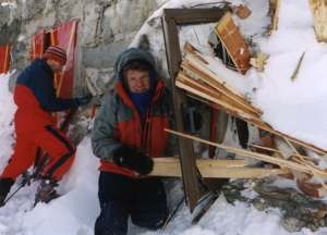 22000ry2.jpg (11244 bytes)