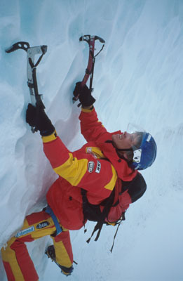 22001ba4.jpg (28641 bytes)