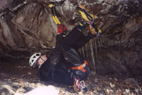 22001pa2.jpg (17621 bytes)