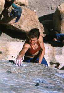 32000pa4.jpg (11328 bytes)