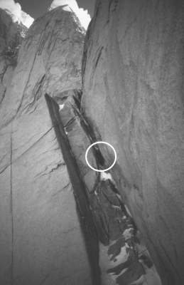 32000pt1.jpg (10399 bytes)