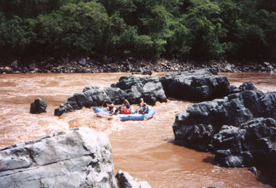 Na divok�ch perej�ch rieky Omo