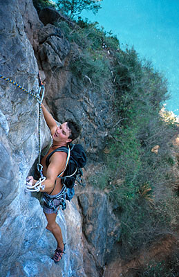 Vladko Dzuro�ka v ceste Lord of the Thais na Thaiwand Wall