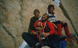 42000ka3.jpg (17977 bytes)