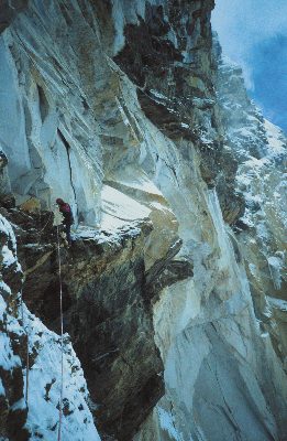 42000ka6.jpg (32075 bytes)