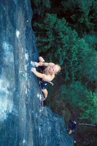 42000pa8.jpg (15349 bytes)