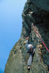 42000wa2.jpg (14249 bytes)