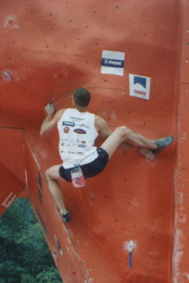 42001ch2.jpg (26619 bytes)