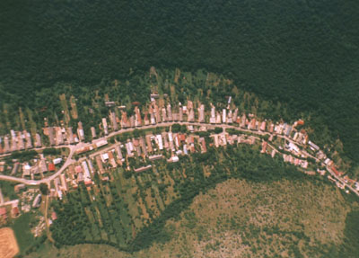 42001cp2.jpg (42885 bytes)