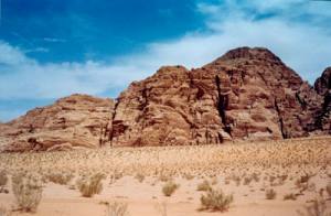 42001jo1.jpg (12042 bytes)