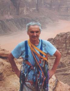 42001jo4.jpg (11901 bytes)