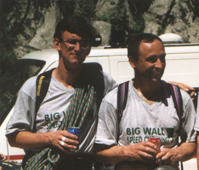 42001pa1.jpg (47634 bytes)