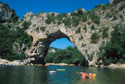 52000ar1.jpg (28126 bytes)