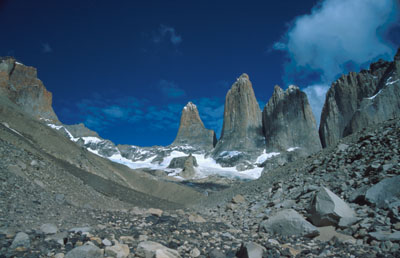 52001fi3.jpg (35490 bytes)