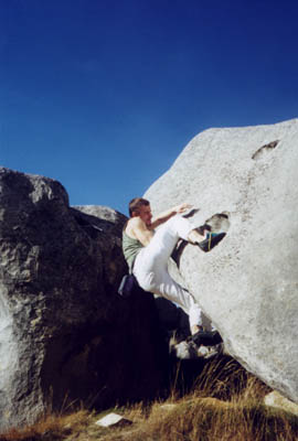 52001ze3.jpg (24632 bytes)