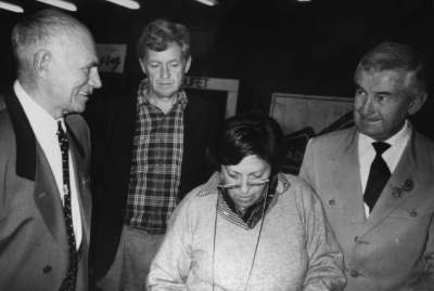 61999fe2.jpg (11621 bytes)