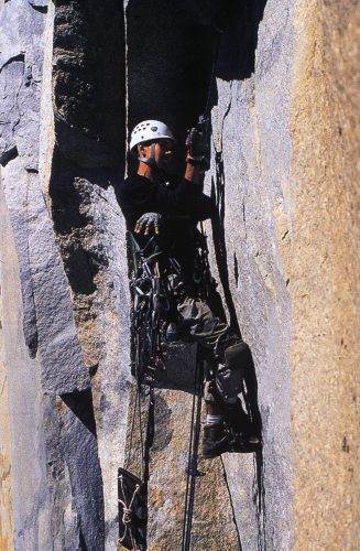 61999yo4.jpg (53980 bytes)