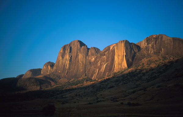 62000ma1.jpg (42752 bytes)