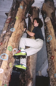 62001du1.jpg (28307 bytes)