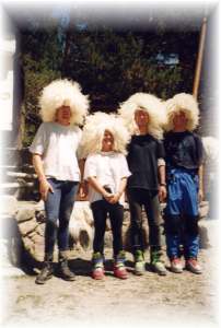 j499kau3.jpg (11545 bytes)