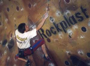 j499pre2.jpg (9577 bytes)